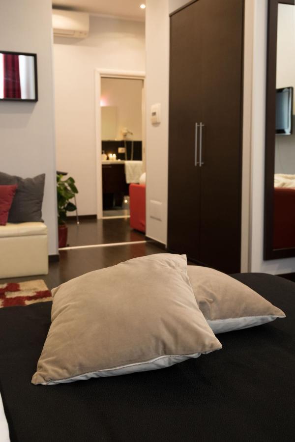 Chroma Italy - Chroma Pente Affittacamere Roma